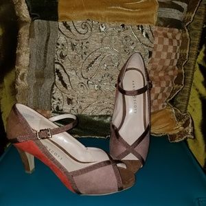 Karen Scott "burst of fall colors" Suede Shoes